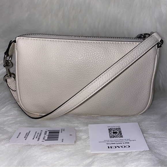 Coach leather Wristlet New Nolita 19